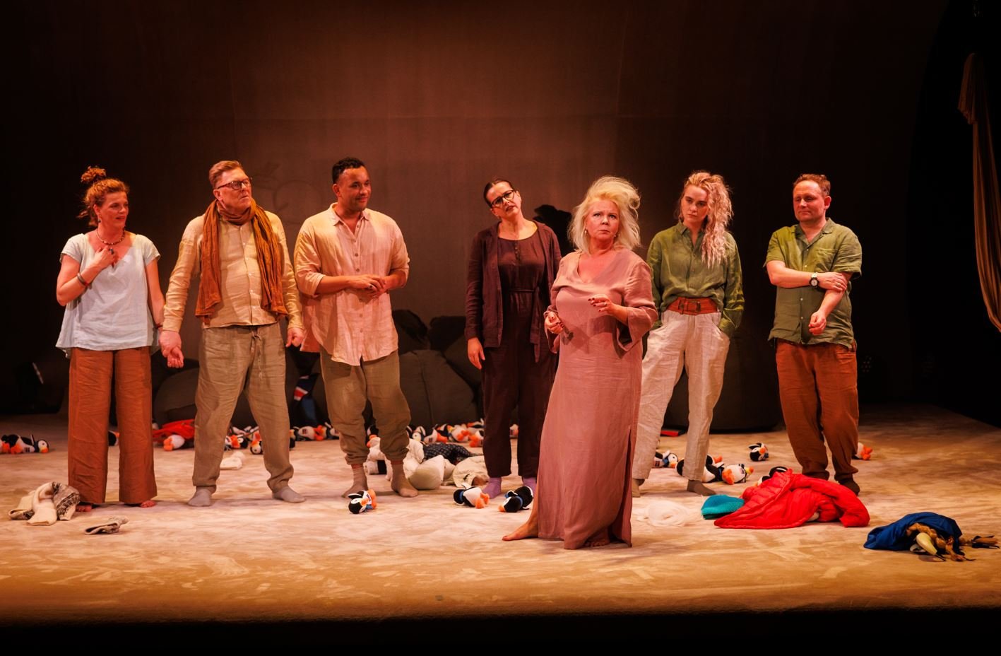 And Björk, of course... sýningar hefjast í Borgarleikhúsinu 4. apríl