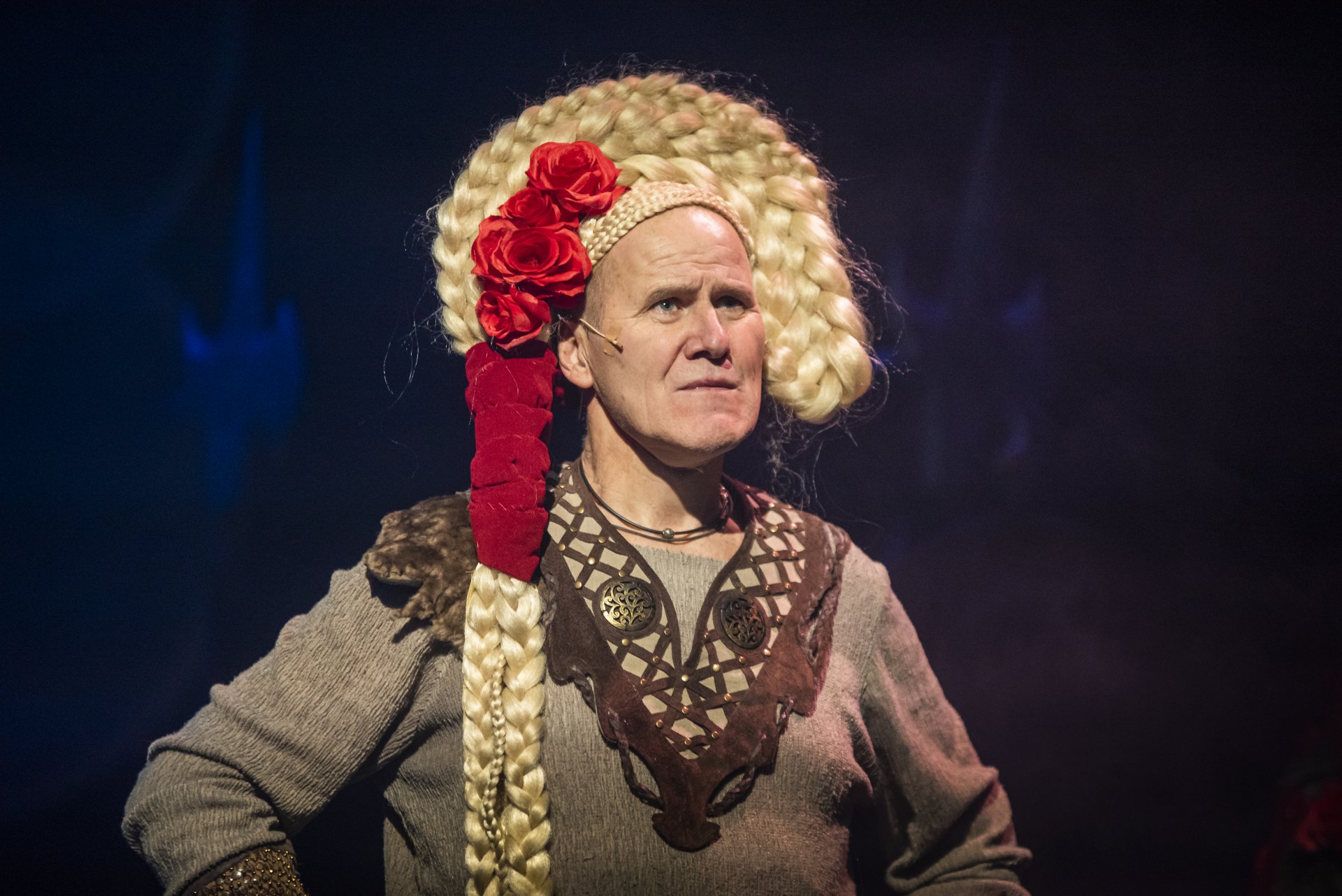 Frumsýning í kvöld! Hér er leikskráin