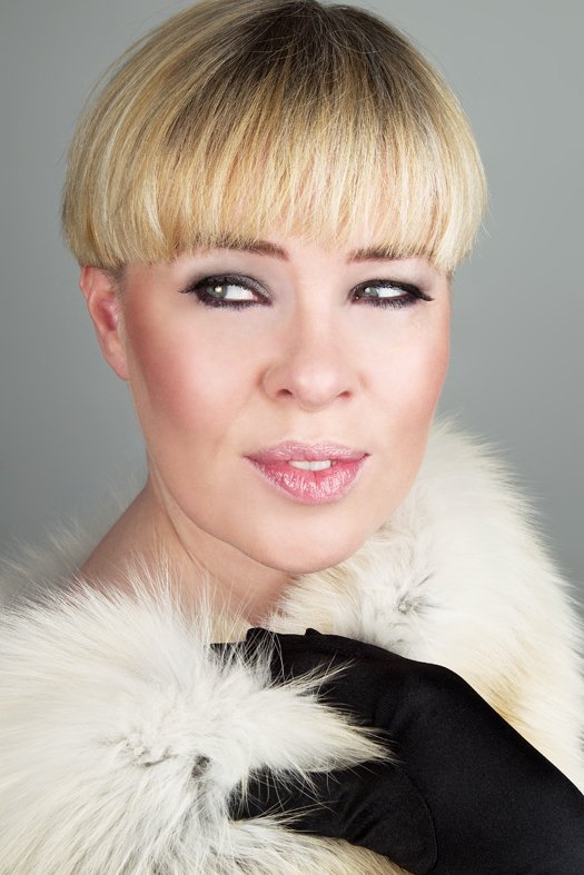 Söngdívan Andrea og Galdramolaganga