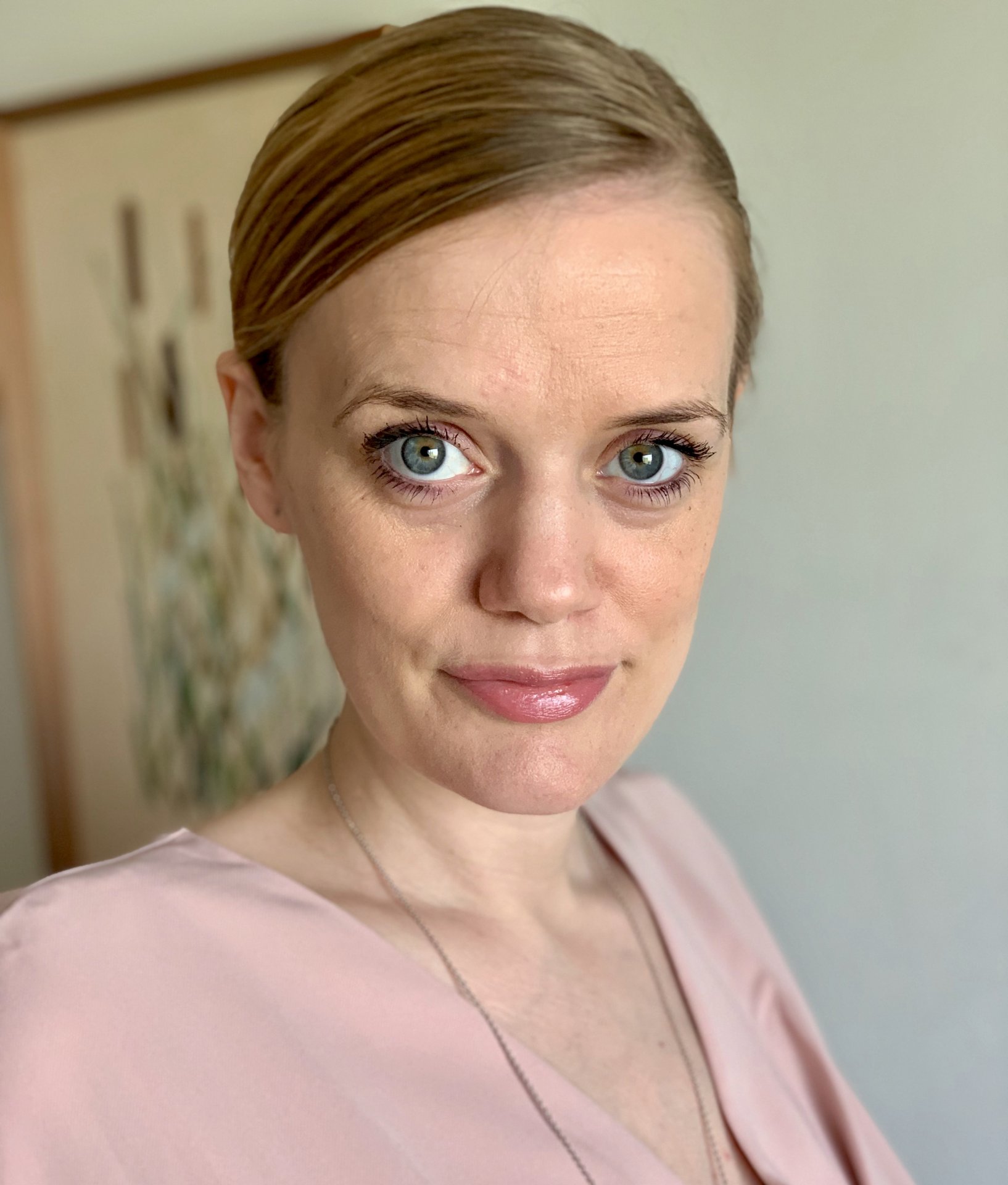Brynja hannar leikmynd og búninga í Hamingjudögum
