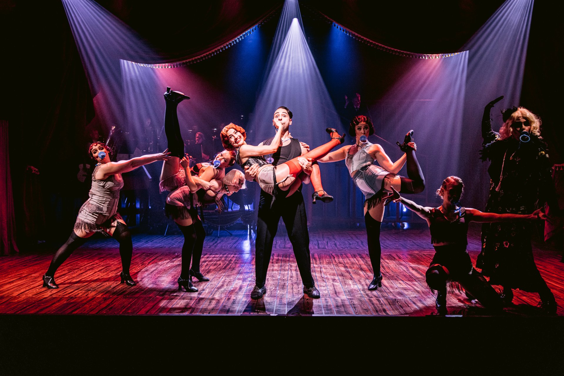 Söngleikurinn hefur fengið frábærar viðtökur og dóma.