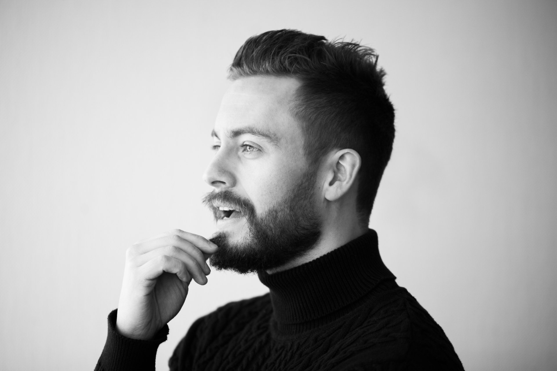 Hjalti Rúnar tekur við hlutverki stóra skrímslisins