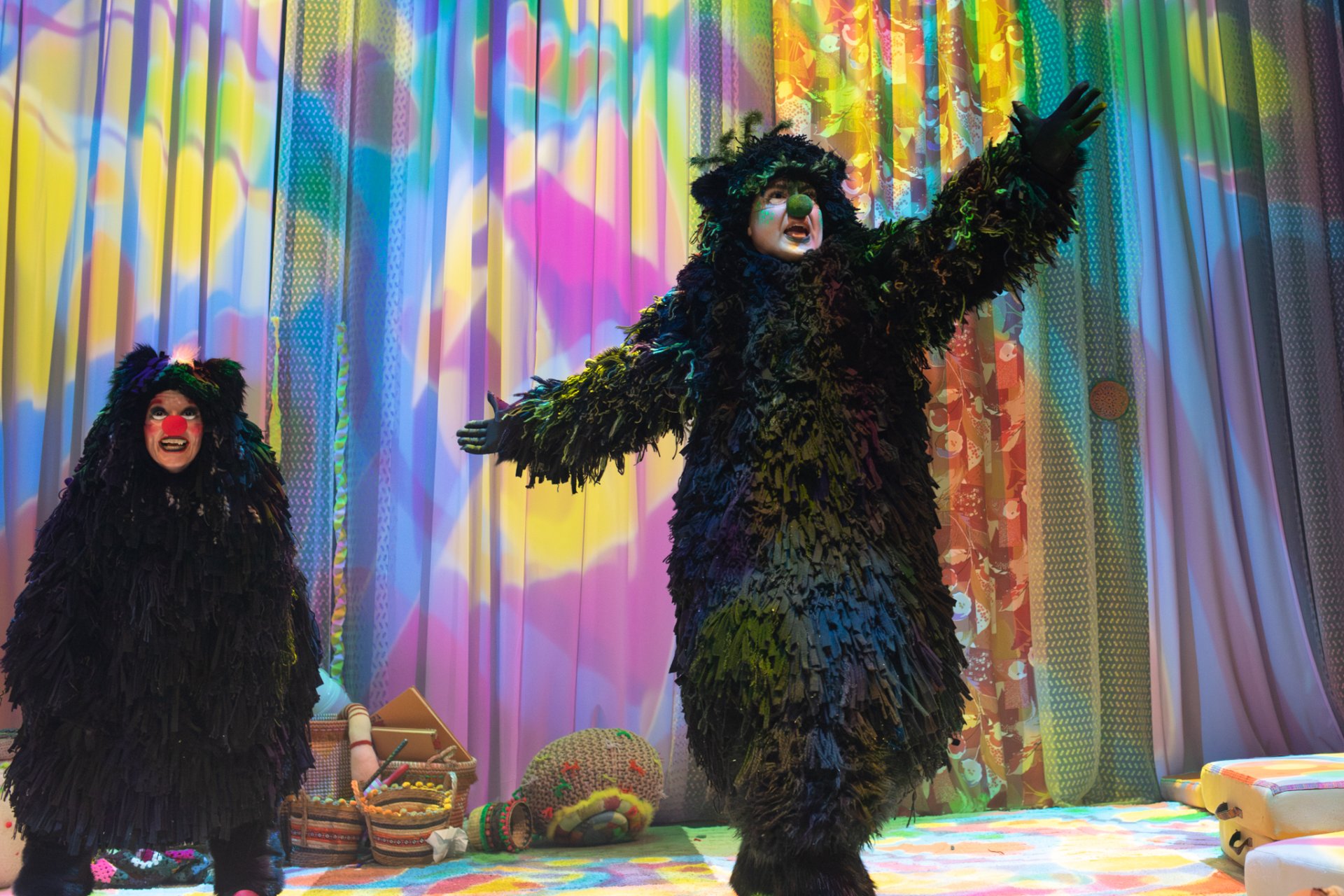 Verkið um Litla skrímslið og stóra skrímslið verður sýnt um páskana