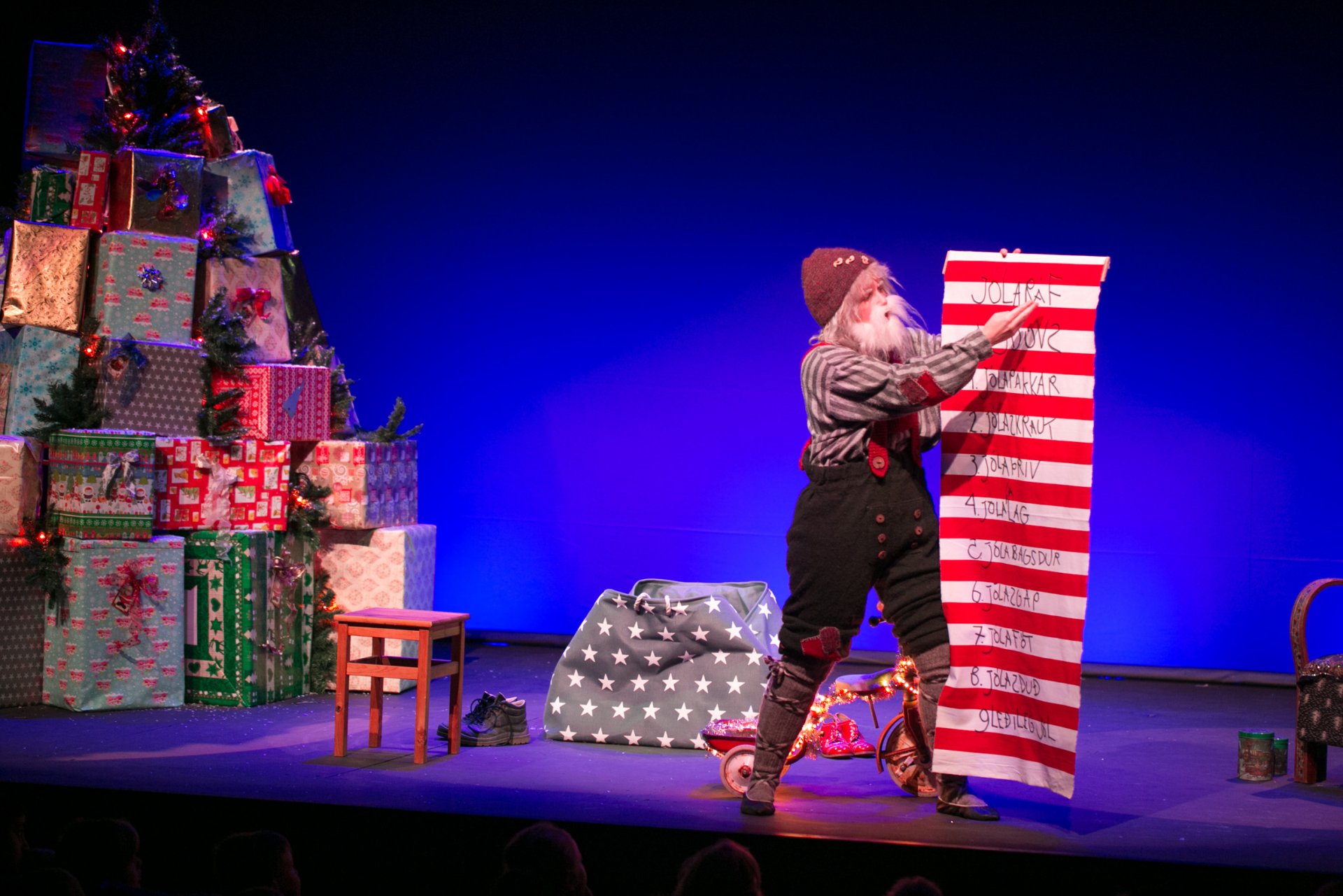 Stúfur gaf góð ráð hvað gera þarf fyrir jólin við mikinn fögnuð barnanna.