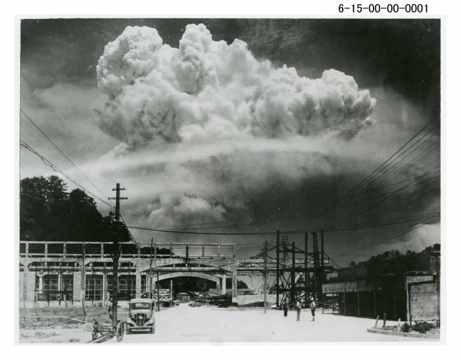 Kjarnorkuárásirnar á  Hírósíma og Nagasaki árið 1945 og afleiðingar þeirra