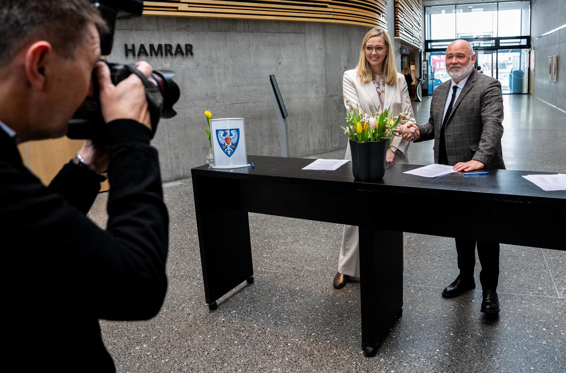 Ásthildur Sturludóttir, bæjarstjóri á Akureyri, og Logi Einarsson, menningar-, nýsköpunar- og háskól&hellip;