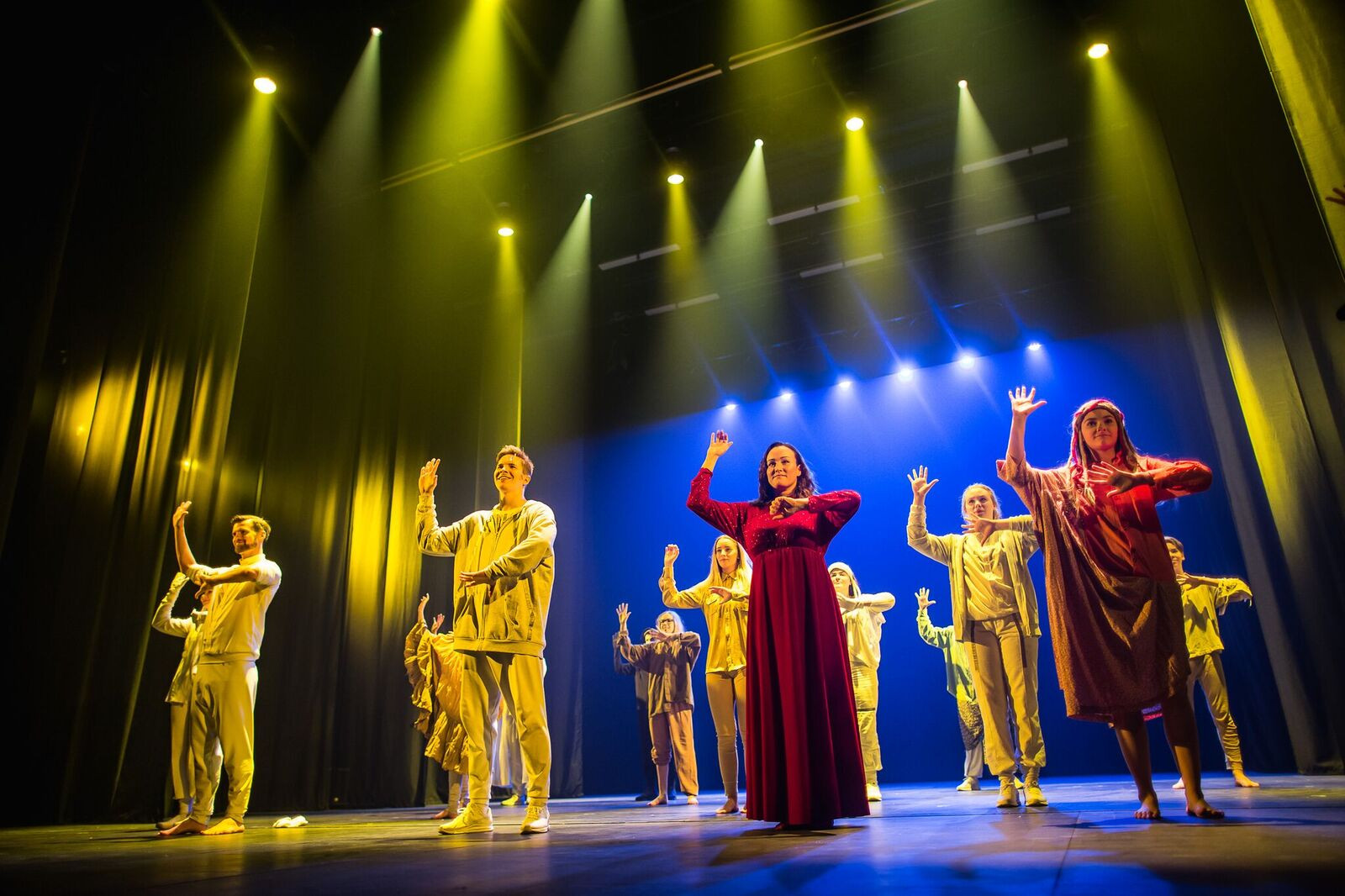 Lokasýning um Páskana á Núnó og Júnía