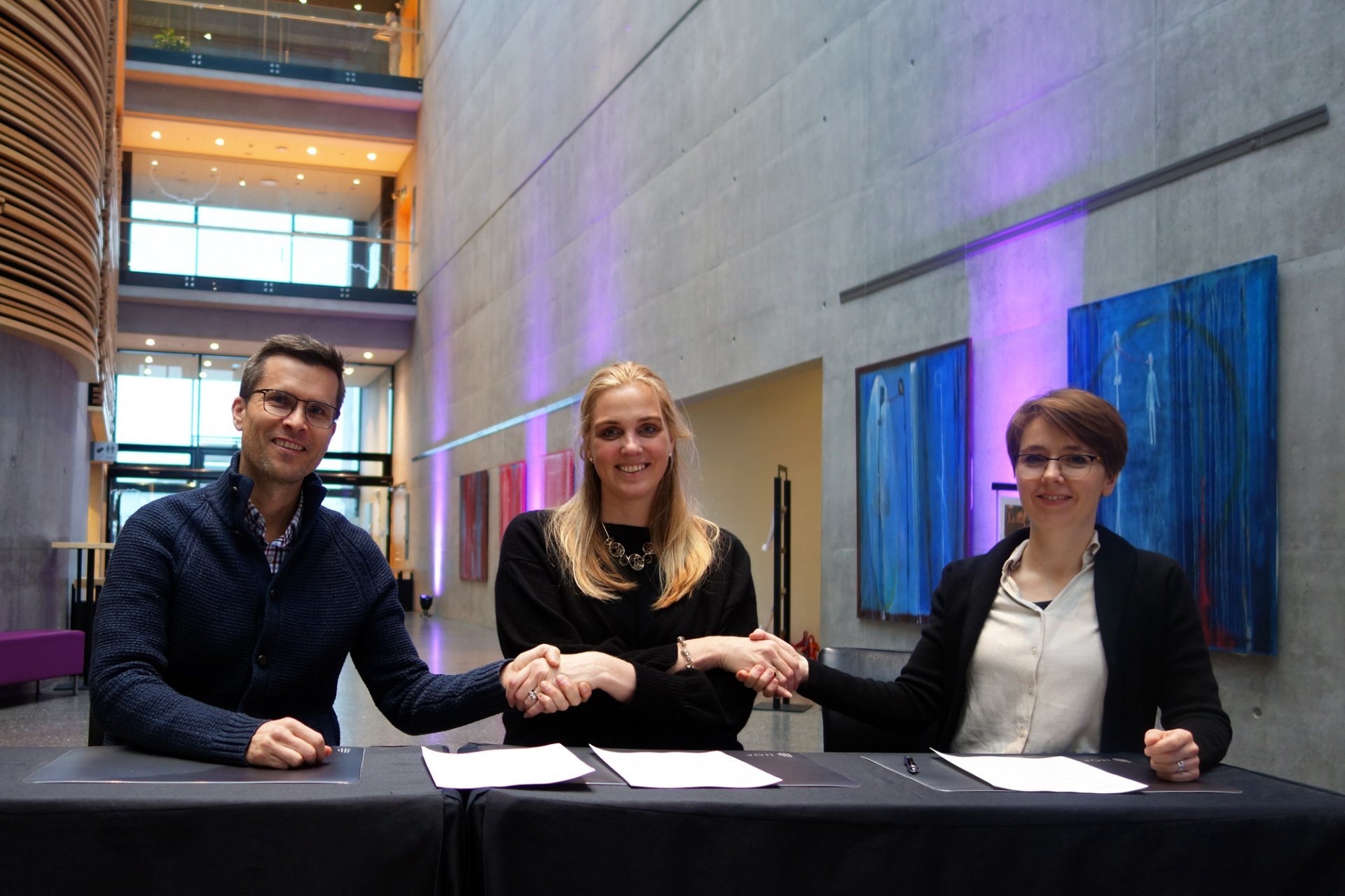 Ásthildur Sturludóttir, bæjarstjóri á Akureyri, Þórleifur Stefán Björnsson, formaður stjórnar Mennin…
