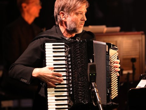 Ljósið í myrkrinu skein skært í Hofi.